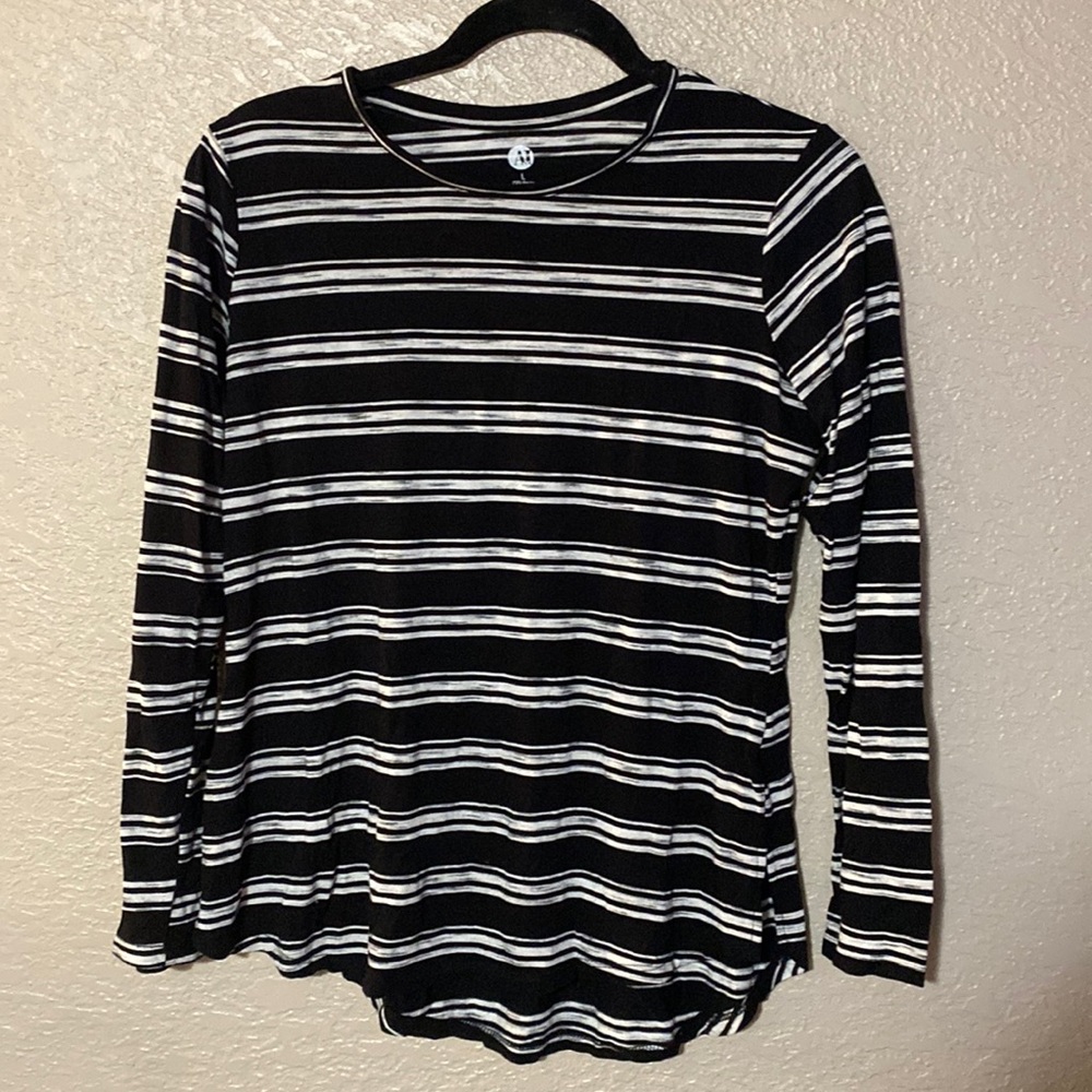 A&I Women’s Long Sleeve